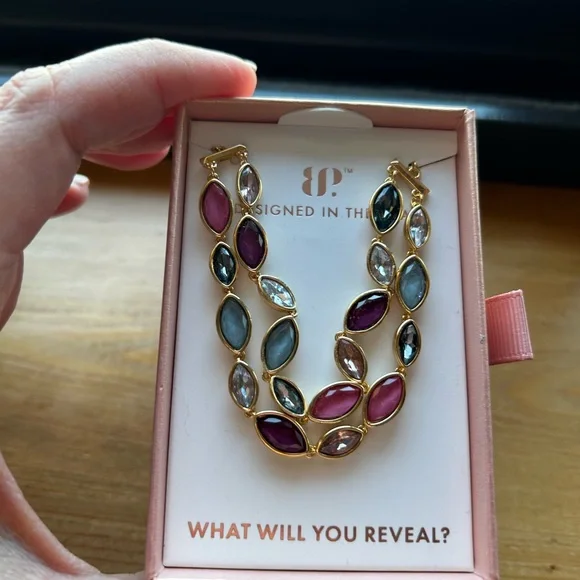 Bomb Party Jewel Candy, Sleek and Sassy, Black Cherry Dusk, Gold - Picture 3 of 3